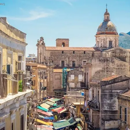 Terrazza Sul Mercato. Your House In Ballaro Palermo